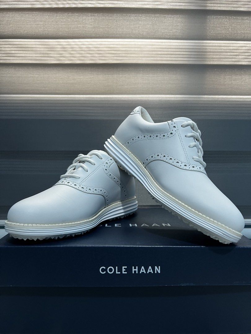 COLEHAAN OG SADDLE GOLF (Category: Golf) located in Manila. Submitted by kyleramos294759 (Listing ID 1463377598, Image 2). Description: OG SADDLE GOLF Size: 6 B (Women’s) Color: Optic white/ Glacie BRANDNEW WITH BOX 📍Pick up and Lalamove only.