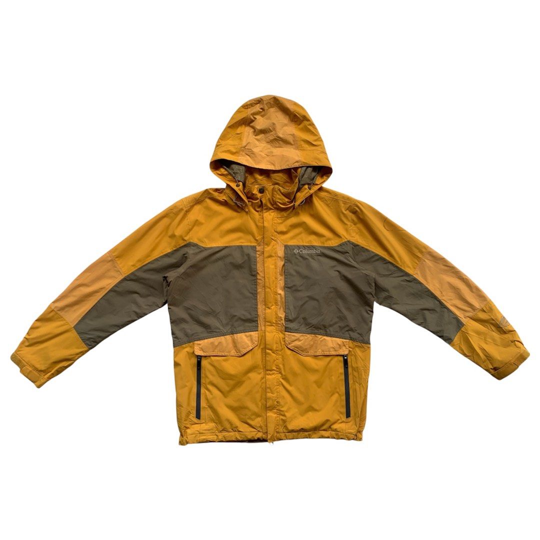 Columbia Omni Tech Interchange Waterproof Packable Windbreaker Jacket (Category: Coats, Jackets and Outerwear) located in Sindangan. Submitted by holy_thrift (Listing ID 1463333673, Image 1). Description: - Columbia Omni Tech Interchange Waterproof Packable Windbreaker Jacket - width / 23 - length / 29 - sleeve length / 25 - hem adjustable with drawcord - excellent condition - issue / sa 9 pic is and sa 10 pic is sign of usage overall is crispy c
