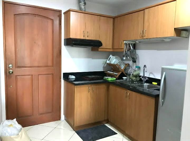 Condo For Lease Makati Paseo Parkview (Category: Apartments & Condos) located in Manila. Submitted by domusio (Listing ID 1463343612, Image 3). Description: Perfect for professionals and city dwellers, this unit offers comfort, convenience, and accessibility all in one. Situated in Salcedo Village, Makati City near parks, cafes, and lifestyle hubs. Unit Features Well-designed studio layout Modern interiors with ample natural light Functional kitc
