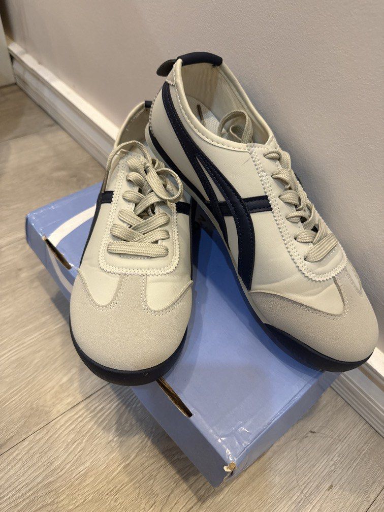 Corolla shoes (Category: Casual Shoes) located in Valenzuela. Submitted by ksprelovedstuffs (Listing ID 1463390282, Image 3). Description: .