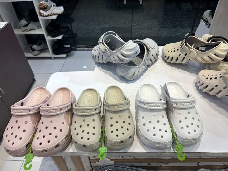 Crocs Classic Platform Clogs - White, Beige, Pink (Category: Slippers and slides) located in Cebu City. Submitted by madeskartegirl (Listing ID 1463353517, Image 1). Description: - Available Styles: - Classic Platform: White, Beige, Light Pink - Rugged Cutout: White - Perfect for casual wear, beach, or everyday use. CROCS IN QUARTZ 😍😍 HEAD’S UP MGA KA TRENDY 😍 NEW STOCKS CLASSIC CLOG FOR MEN AND WOMEN ALSO AVAILABLE FOR KIDS 🥰😍😍 Complete in