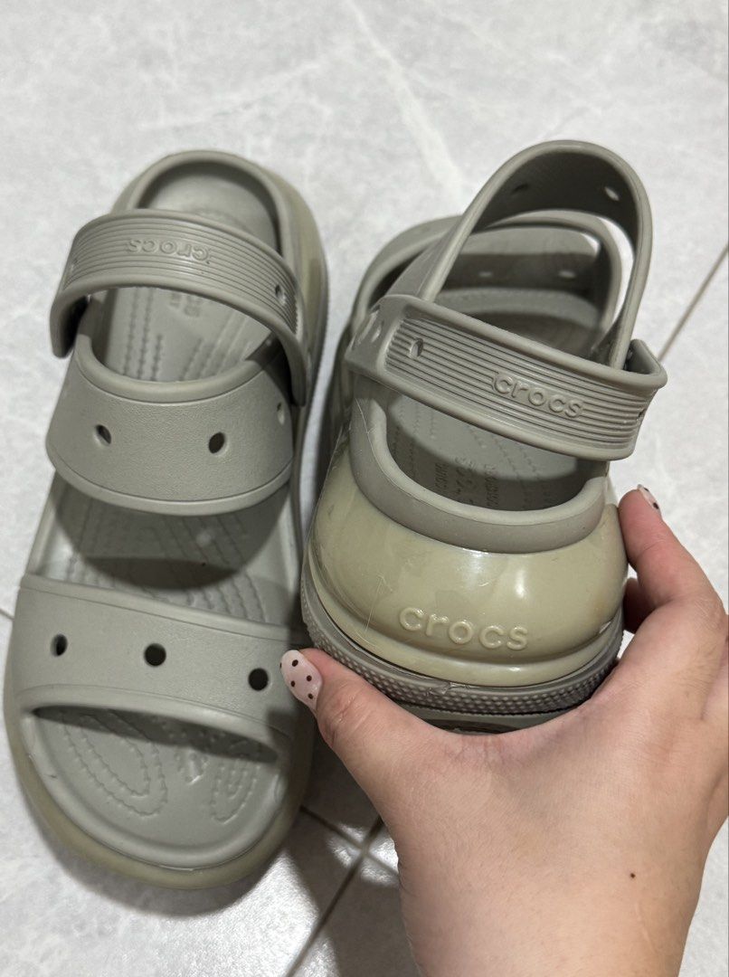Crocs Mega Crush Sandal (Category: Wedges) located in Manila. Submitted by marie16_secondhandclothes (Listing ID 1463424088, Image 2). Description: Lightly used with slight discoloration on the glossy accent..