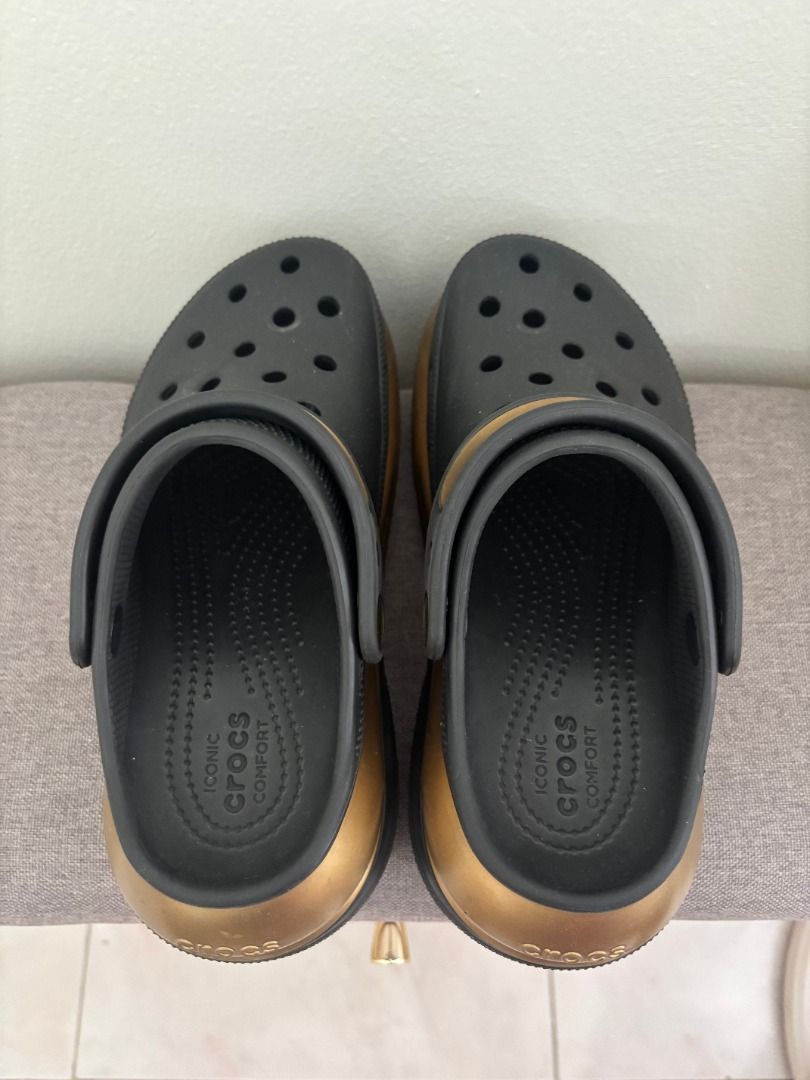 Crocs Megacrush Classic Platform Clogs Black Gold (Category: Slippers and slides) located in Cebu City. Submitted by bml_vault (Listing ID 1463371058, Image 3). Description: M 4 | W 6 - Classic Black Crocs - Stylish Gold Platform - Iconic Crocs Comfort - Easy Slip-On Design - Ideal for Casual Wear - Selling as no longer needed.