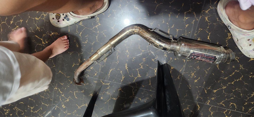 DAENG Exhaust Pipe for Motorcycle (Category: Mufflers and Exhaust Parts and Accessories) located in Caloocan City. Submitted by gentleriver_3af518 (Listing ID 1463461565, Image 3). Description: DAENG STAIBLESS OPEN PIPE FOR AEROX, pwede sa stock pwede din sa may karga pwede pick up pwede paship Taytay Rizal Nego For sure buyers MEET UPS FOR SURE BUYERS ONLY UPDATE: 1200 nalang mura nayan.