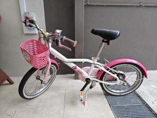 (Category: ) located in . Submitted by ooakd (Listing ID 1463553892, Image 1). Description: .