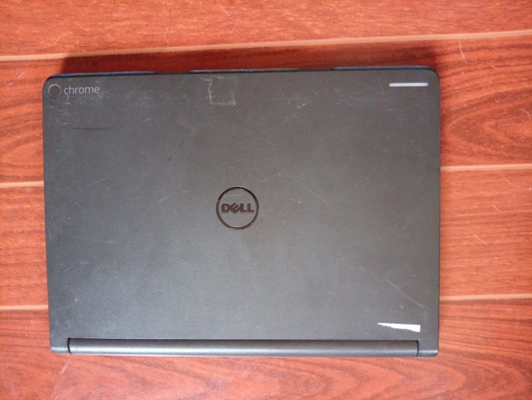 Dell Laptop Chromebook (Category: Laptops & Notebooks) located in Bacoor. Submitted by roberto.n (Listing ID 1463450183, Image 1). Description: Dell Chromebook laptop Good for: Docs Spreadsheet Watching Netflix Online Class No functional issue Inclusion: Brand new charger Issues: Rubber casing has chipped off parts.