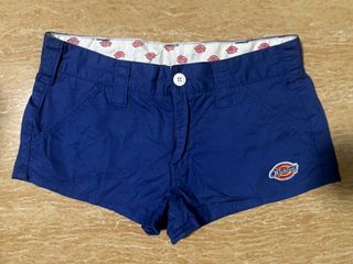 (Category: ) located in . Submitted by r.vynarchives (Listing ID 1463470005, Image 1). Description: .