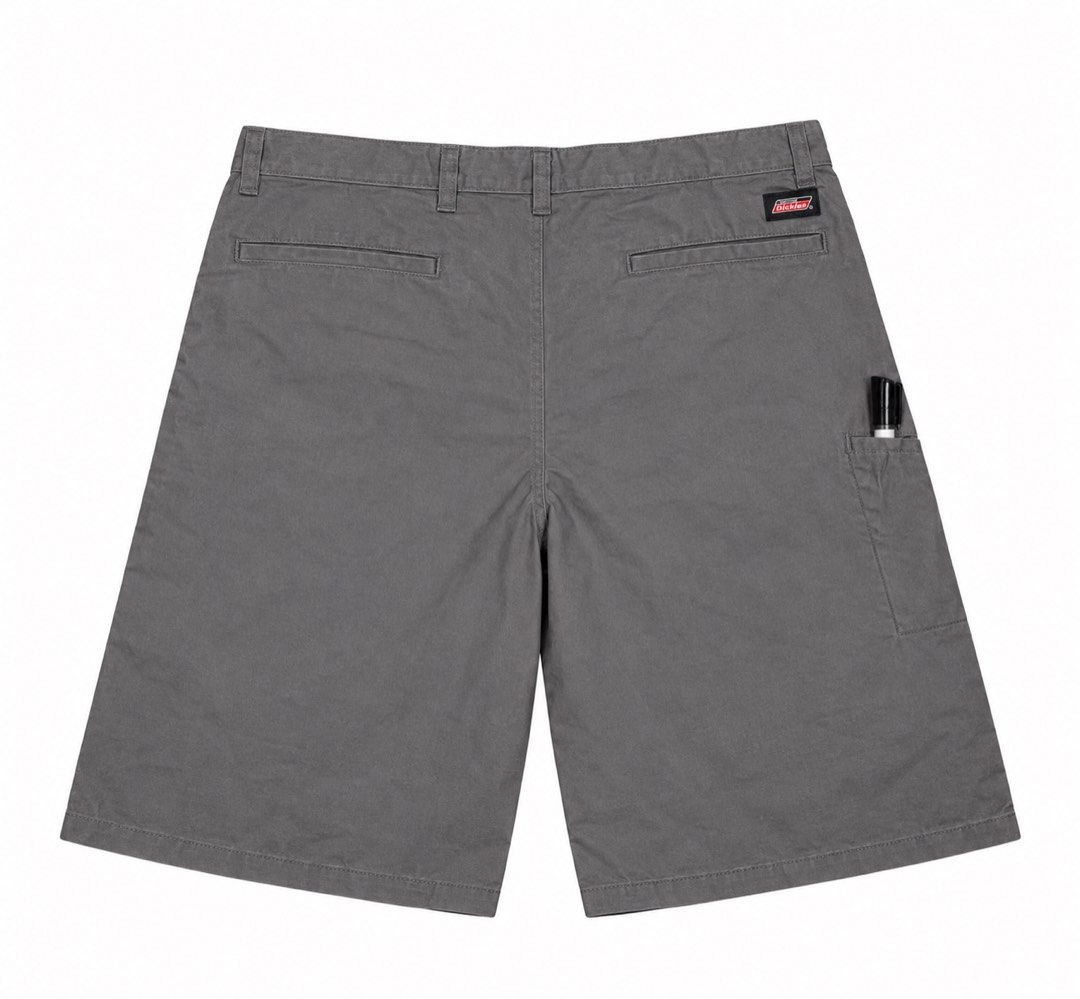 Dickies Grey Work Shorts Size 36 (Category: Shorts) located in Manila. Submitted by rencify (Listing ID 1463469118, Image 2). Description: Length:24 inches Leg hole: 12.5 inches Waist: size 36 on tag no issue crispy.