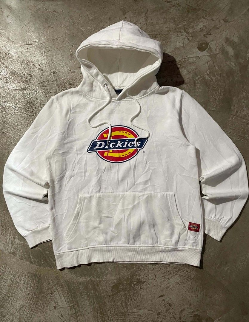 Dickies Hoodie (Category: Coats, Jackets and Outerwear) located in Manila. Submitted by christian.cantar_177 (Listing ID 1463406385, Image 1). Description: Lightly used ung condition ng ribbings aside from that wala ng issue Size Medium.
