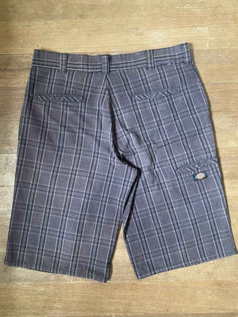 Dickies Plaid Jorts (Category: Shorts) located in Bulacan. Submitted by _naek_ (Listing ID 1463389027, Image 1). Description: waist - 34-35 length - 24 hem - 11.