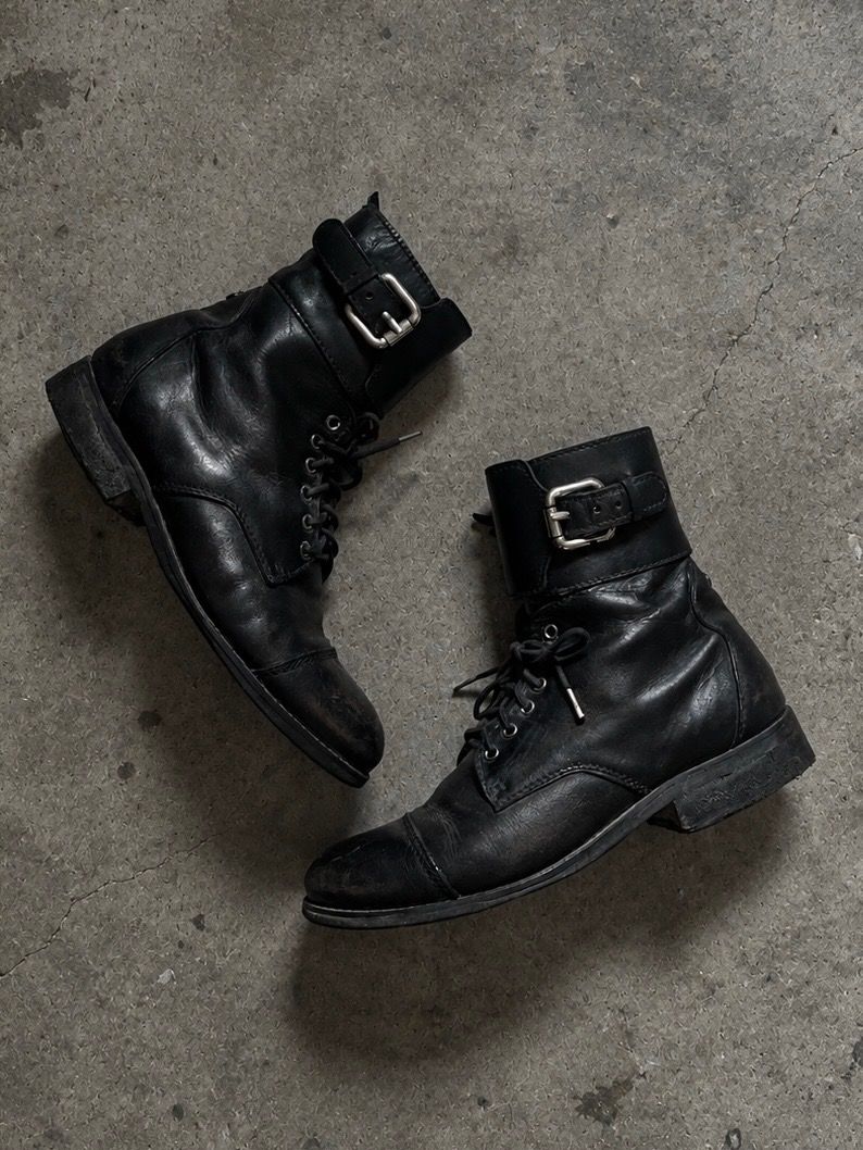 Diesel Boots (Category: Boots) located in Pasig City. Submitted by iwillconsume (Listing ID 1463409980, Image 1). Description: 38eu .