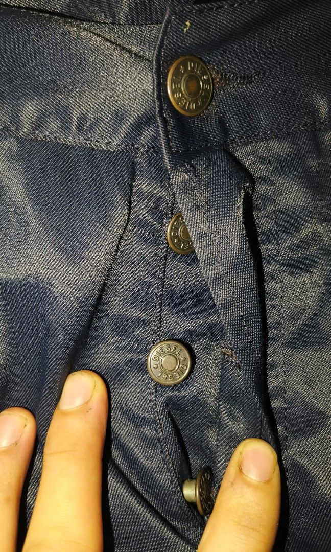 DIESEL BUTTON FLY PANTS (Category: Luxury Apparel) located in Makati City. Submitted by updownthrift (Listing ID 1463369853, Image 3). Description: NO ISSUE NEED WASH.