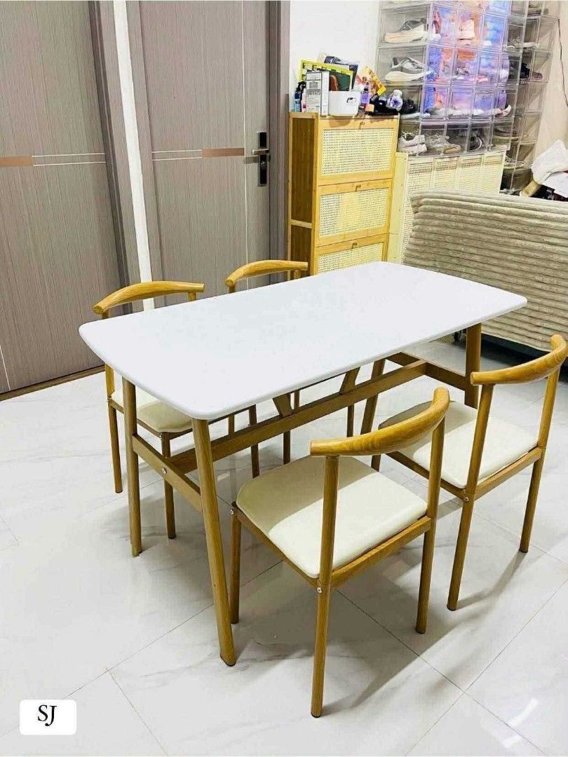 DINING TABLE WITH CHAIR (Category: Announcements) located in Manila. Submitted by haideshop (Listing ID 1463549391, Image 1). Description: .