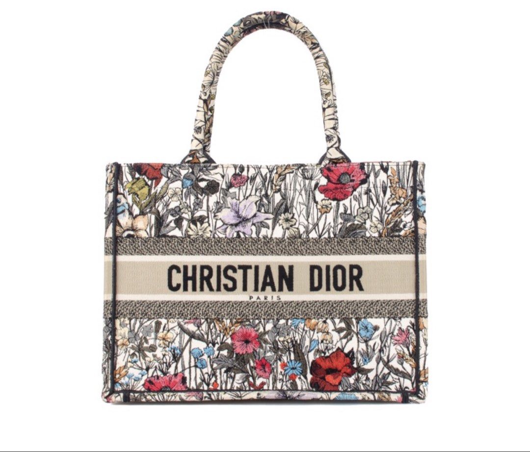 DIOR Book Tote Medium Mille Fleurs Bag (Category: Luxury Bags & Wallets) located in Taguig. Submitted by luxeinofficial (Listing ID 1463352768, Image 2). Description: DIOR Book Tote Medium Mille Fleurs Bag SKU: Z4UCZW Gender: Ladies Material: Canvas Stamp: 50 MA 1210 Year: 2020 Interior: One Main Compartment Measurements: 14.25”L X 6.4”W X 10.9”H Handle Drop: 6.75” Hardware: None Inclusions: Luxe In dust bag Detailed Item Description: The item ha