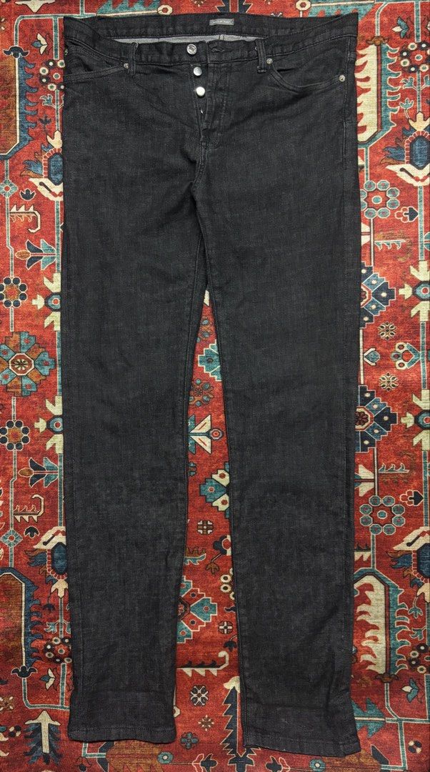 DIOR OBLIQUE DENIM PANTS (Category: Jeans) located in Dagupan City. Submitted by anyklasiko (Listing ID 1463366042, Image 2). Description: DIOR OBLIQUE DENIM PANTS Size: 36 Waist: 18.5’ Rise: 11.5’ Thigh: 11.5’ Inseam: 34.5’ Length: 45.5’ Leg opening: 7’ Price: 18899 .