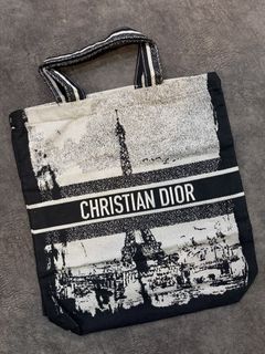 (Category: ) located in . Submitted by shopwithsitialwie (Listing ID 1463440462, Image 1). Description: .