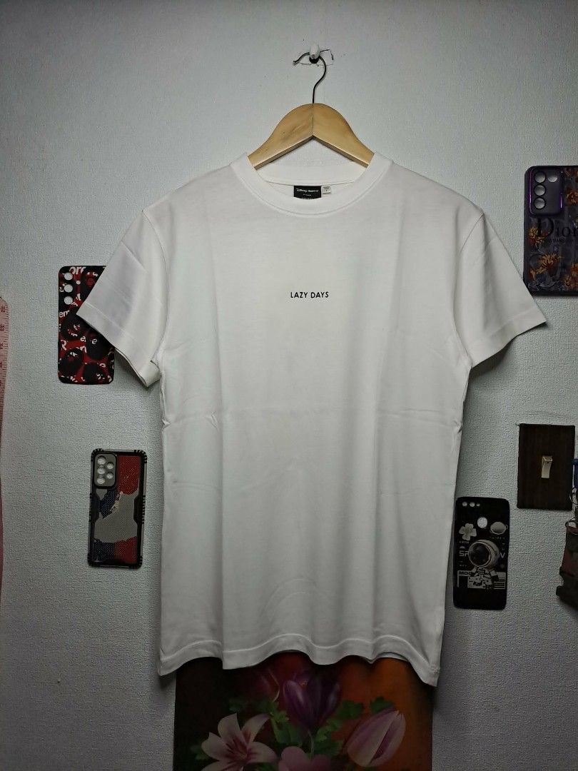 Disney Apparel x Mousy (Category: Shirts) located in Manila. Submitted by yaseen__73 (Listing ID 1463406344, Image 1). Description: Disney Apparel white crew neck t-shirt created in collaboration with the fashion brand Mousy Wearing Size : Small - Medium Dimensions : See Photo Color Rate : 9.9/10 Needs Re - Wash In Excellent Condition 350.00 Shipped Via J&T Express Around Metro Manila MOP : G C A S H B A N K T R A N S F E R Seller's Location : 📍