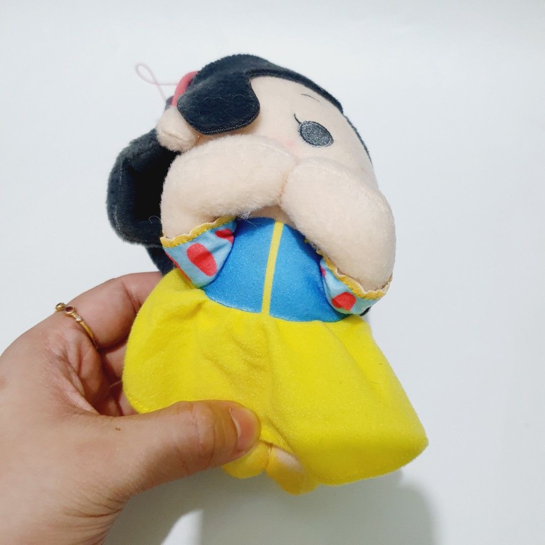 Disney Princess Plush Snow White (Category: Plushies & Soft Toys) located in Taytay. Submitted by kyo.mono (Listing ID 1463388035, Image 2). Description: 💟Follow us on IG: kyo.mono for faster replies TikTok: kyo.mono_ for videos and review Good as new Auth from Japan Actual photo posted.