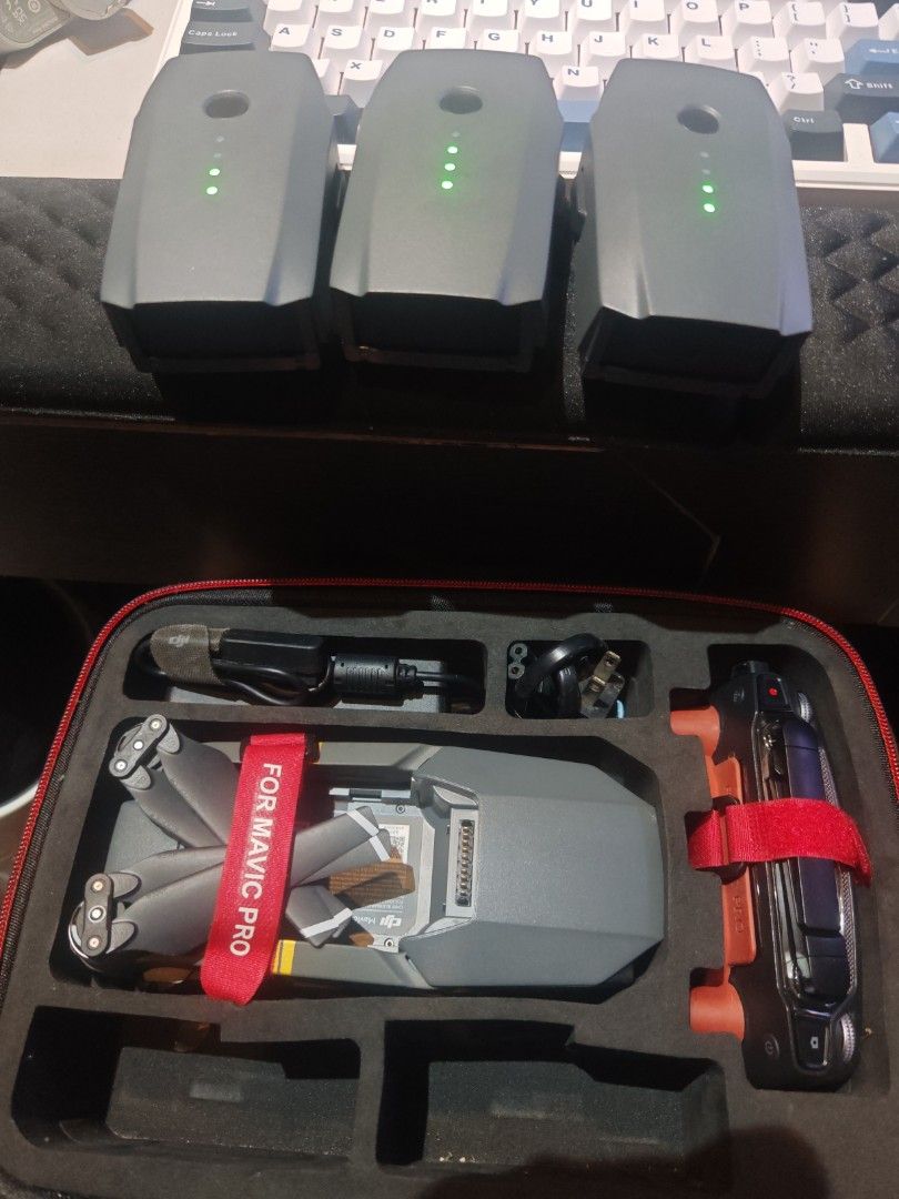 DJI Mavic Pro Drone with 3 Batteries and Case (Category: Drones) located in San Fernando. Submitted by arhms026 (Listing ID 1463519603, Image 1). Description: - DJI Mavic Pro drone - Includes 3 batteries (all full charge) - Carrying case included - Charging accessories provided - Ready for flight - Ideal for aerial photography and videography.