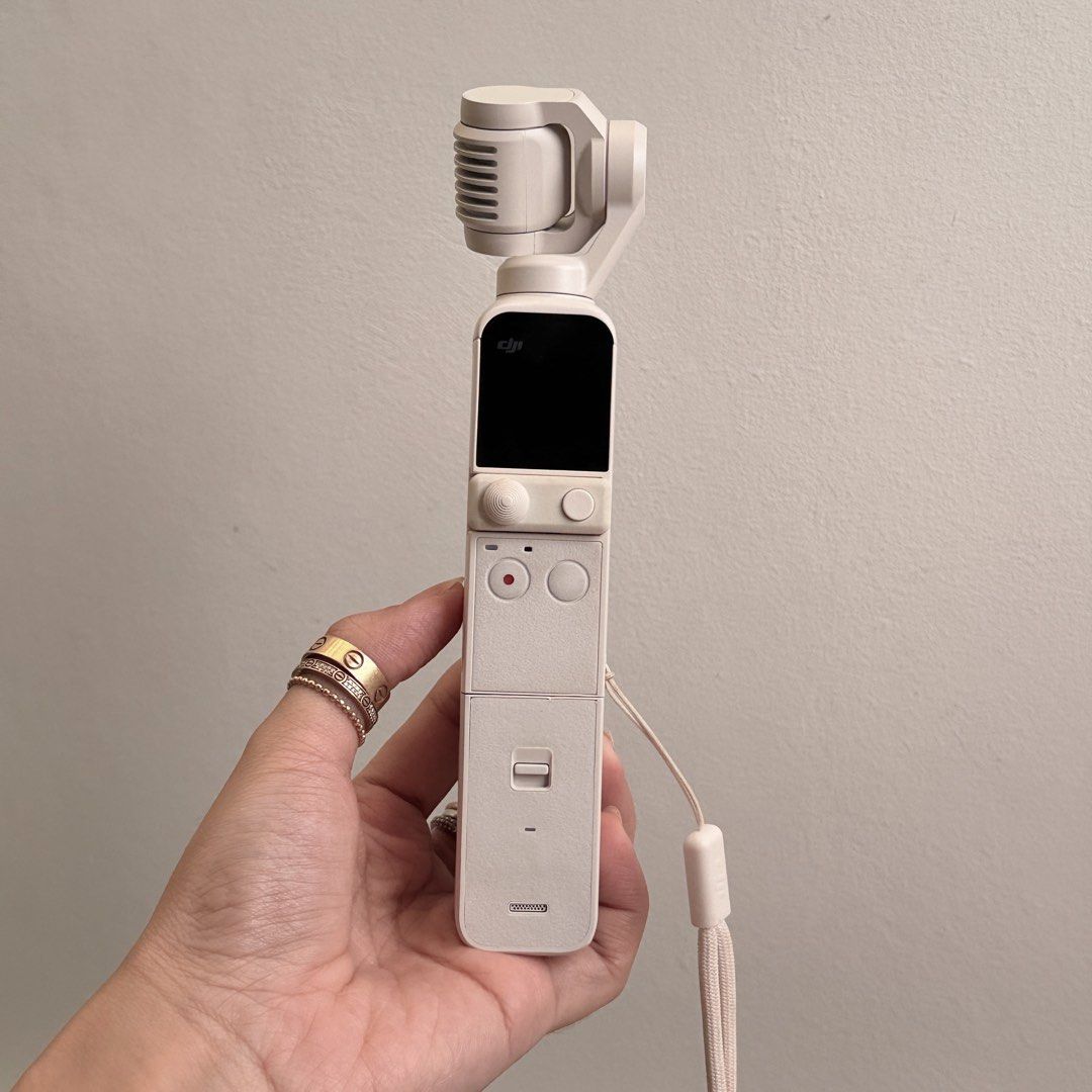 DJI osmo pocket 2 limited edition sunset white (Category: Video Cameras) located in General Trias. Submitted by by-ea (Listing ID 1463424740, Image 3). Description: Bought 2024 for ₱24k (pricey because limited edition), kept unused, just liked the color Now ready to let go! No issues, no history of repair What you see is what you get, cant find the long strap. Ships in a pocket 4 box (I no longer have the pocket 2 box).