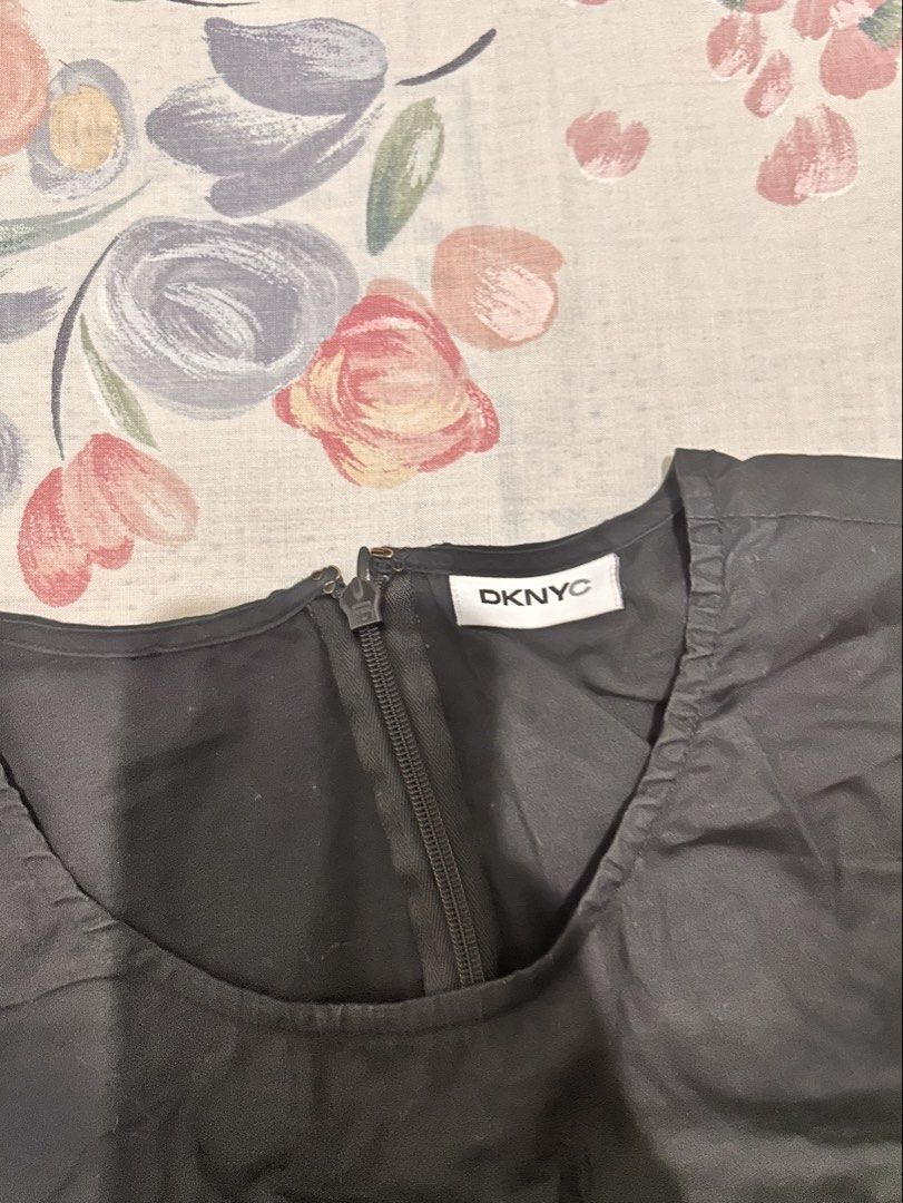 DKNY Black Blouse (Category: Blouses) located in Pinamalayan. Submitted by _dragonfly (Listing ID 1463536731, Image 2). Description: .