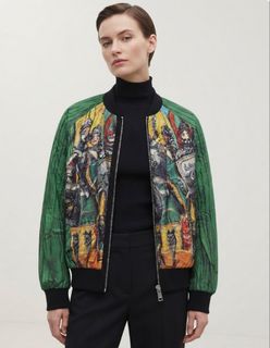 (Category: ) located in . Submitted by saksthriftavenuebyluckymaria8 (Listing ID 1463454013, Image 1). Description: .