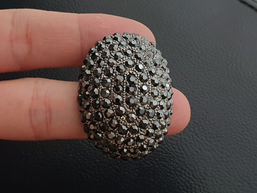 Dome Rhinestone Brooch and Pendant (Category: Brooches) located in Quezon City. Submitted by WasalakTwo (Listing ID 1463439381, Image 3). Description: Bought in Japan 2 for 450 Open for delivery nationwide.