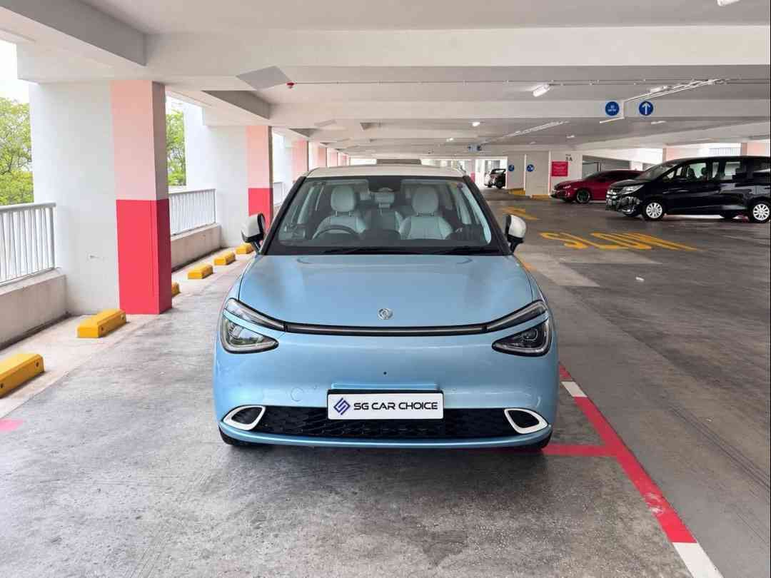 DONGFENG BOX (Category: Used Cars) located in Singapore. Submitted by sgcarchoicewc (Listing ID 1463375431, Image 1). Description: Fresh and stylish Dongfeng BOX 2025, a modern electric hatchback designed for efficient and effortless urban driving. Enjoy a quiet and smooth EV experience with instant electric response, compact dimensions and a well-designed cabin packed with useful technology. Easy to manoeuvre and park around Singapore, while off