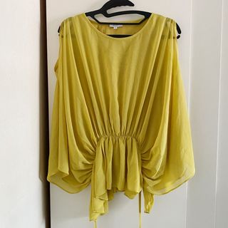 (Category: ) located in . Submitted by shopsundayx (Listing ID 1463443975, Image 1). Description: .