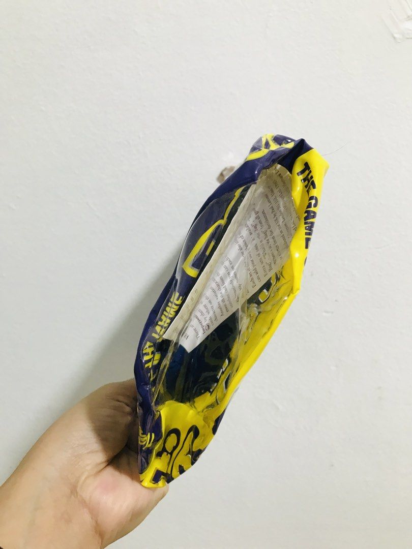 DRAWSTRING POUCH (Category: Purses & Pouches) located in Gamu. Submitted by 2022bagsbunny (Listing ID 1463386863, Image 1). Description: .