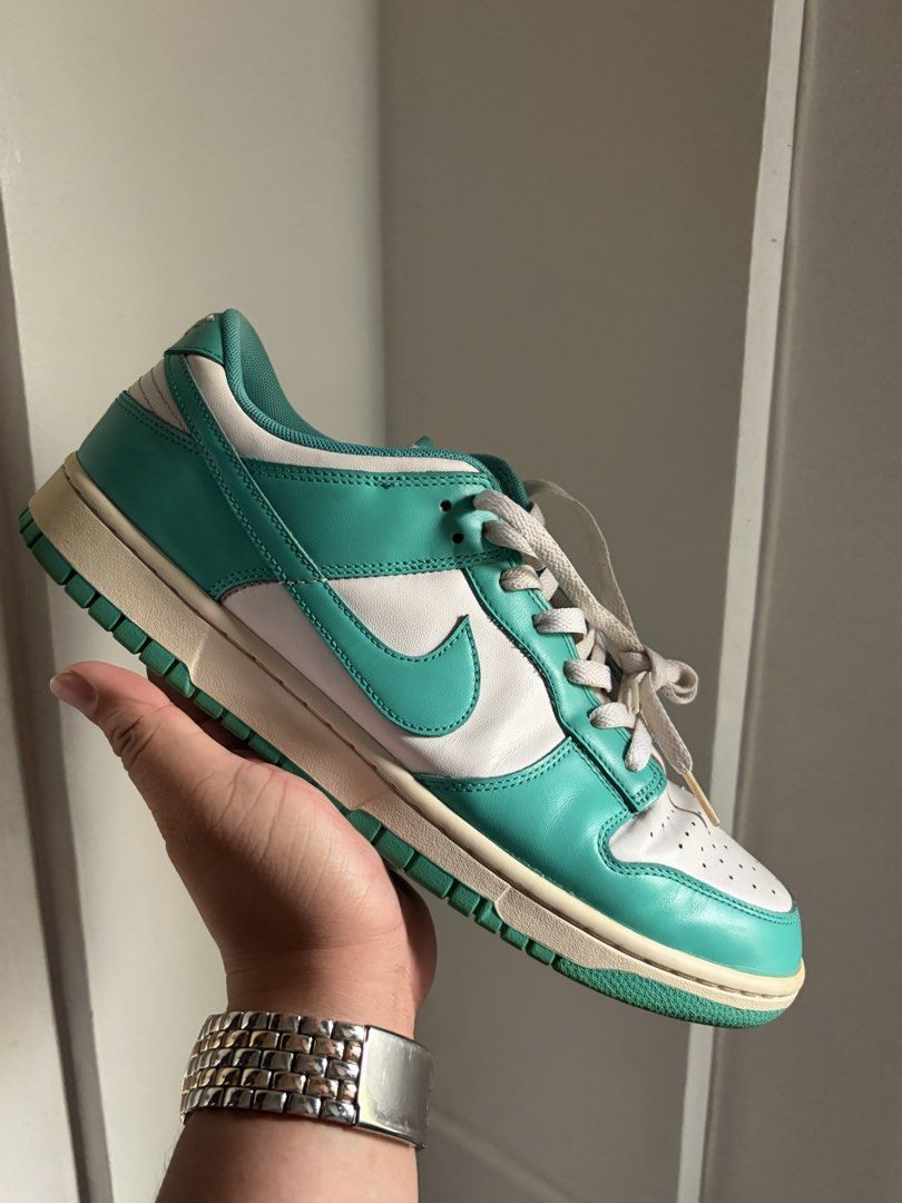 Dunk low clear jade (Category: Sneakers) located in Taguig. Submitted by soledoutph98 (Listing ID 1463420148, Image 1). Description: Dunk low clear jade Size 12 Used No box 999 only firm.