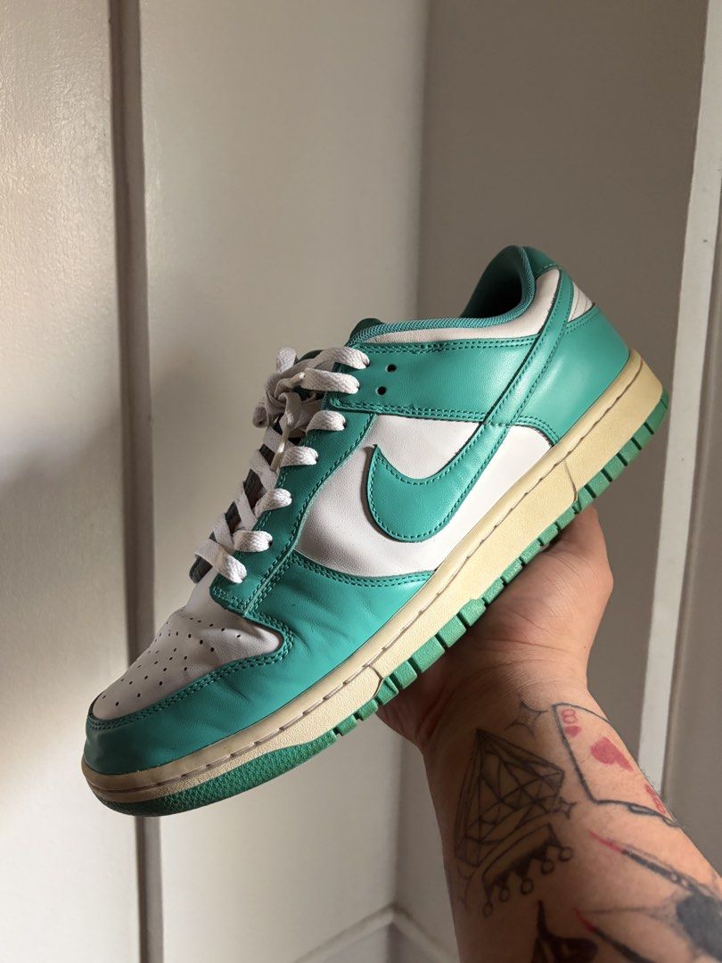 Dunk low clear jade (Category: Sneakers) located in Taguig. Submitted by soledoutph98 (Listing ID 1463420148, Image 3). Description: Dunk low clear jade Size 12 Used No box 999 only firm.