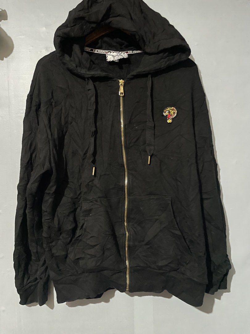 Ed hardy hoodie jacket (Category: Coats, Jackets and Outerwear) located in Molave. Submitted by sixthrift (Listing ID 1463474391, Image 2). Description: Ed hardy As new No issue 9.5 color rate Best fit xl .