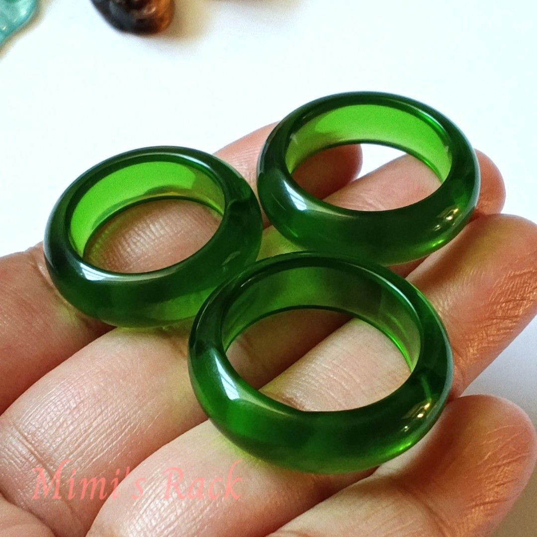 Emerald Jade Liuli Bangle Ring (Category: Rings) located in Taguig. Submitted by mimisrack (Listing ID 1463329933, Image 2). Description: 💚 Beautiful emerald jade liuli bangle ring featuring a rich translucent green color with a smooth, glossy finish. -The rounded, slightly chunky design gives it a simple yet elegant look that stands out beautifully when worn. 🧿 thickness: 7mm 🧿 available sizes -US 8 ✅ -US 9 ✅ -Us 10 ✅ 🧿 ₱150 each 🙂 💎Gems &