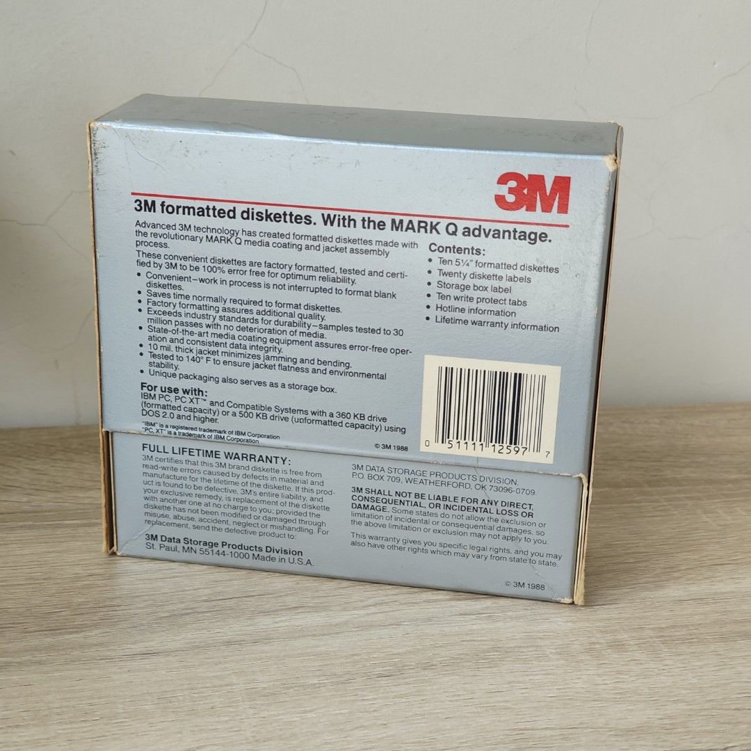 Empty 3M diskettes box (Category: Vintage Collectibles) located in Singapore. Submitted by breathein (Listing ID 1463351413, Image 5). Description: Empty cardboard box packaging for storing 5¼ diskettes Has yellow storage spots inside Pick up in east coast or punggol coast mrt. Can do singpost tracked mailing ($2) too.