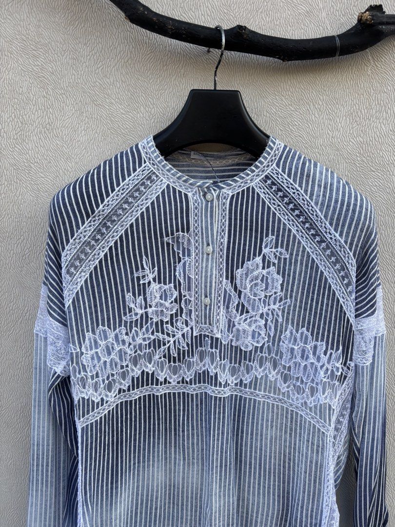 ERMANNO SCERVINO Blue Striped and Lace (Category: Shirts) located in Baybay. Submitted by thrift.ed2023 (Listing ID 1463355687, Image 2). Description: ERMANNO SCERVINO Blue Striped and Lace Size 40 on Tag Medium to Large 21x28 LB31 No Issue Good as New .