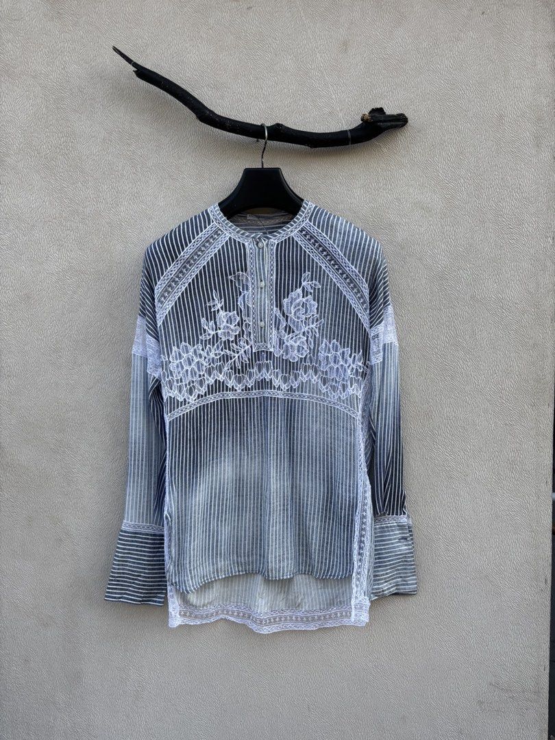 ERMANNO SCERVINO Blue Striped and Lace (Category: Shirts) located in Baybay. Submitted by thrift.ed2023 (Listing ID 1463355687, Image 1). Description: ERMANNO SCERVINO Blue Striped and Lace Size 40 on Tag Medium to Large 21x28 LB31 No Issue Good as New .