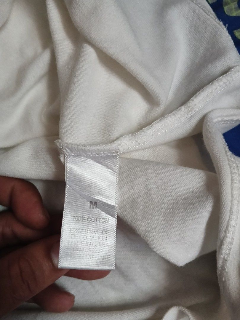 ESSENTIALS (Category: Tshirts & Polo Shirts ) located in Bago City. Submitted by jesperguangco23 (Listing ID 1463339006, Image 3). Description: ESSENTIALS LOS ANGELES W22 L28.