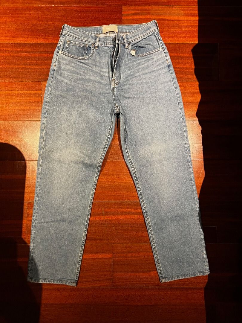Everlane The Cheeky Jean | 30 Regular (Category: Jeans) located in Caloocan City. Submitted by gabekristof (Listing ID 1463529792, Image 1). Description: Light blue wash. The Cheeky Jean, labelled 30 Regular. Size: 30 Regular (as labelled). Pre-loved and in good condition. No tears or stains. Price is negotiable. Delivery via LBC, J&T or Lalamove. Meetup near DLSU along Taft Avenue can be arranged..