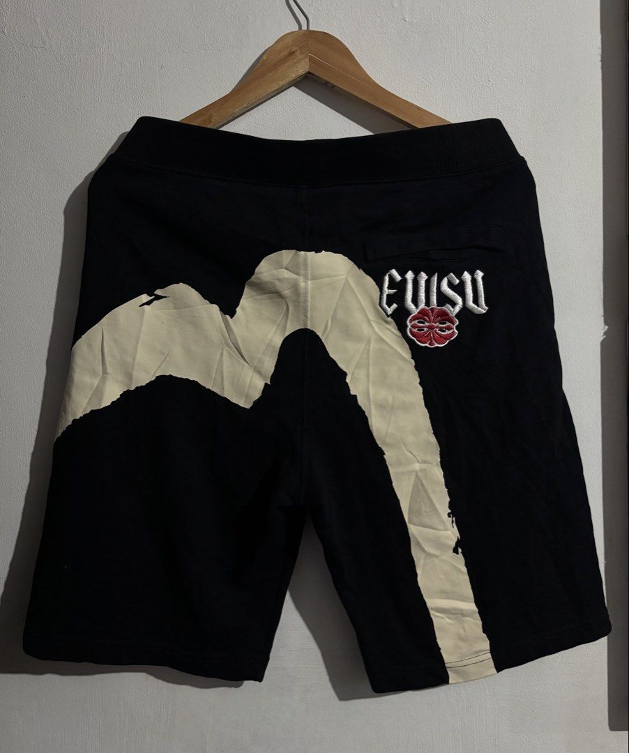 EVISU Custom Made Black Shorts Size M (Category: Shorts) located in Naga. Submitted by ajrc.shop (Listing ID 1463468735, Image 1). Description: Evisu daicock seagull short ✅Size: M ✅Width: 32-36 ✅Length: 21 ✅Color Rate: 9.8/10 ✅Issue: None ✅Need Wash ✅Location: Bicol Naga City, Camarines Sur ✅Courier: J&T Express/Flash Express ✅MOP: Gcash only.