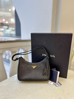 (Kategori: ) berada di . Dikirim oleh anzeraluxbags.id (ID iklan 1463383944, Gambar 1). Deskripsi: .