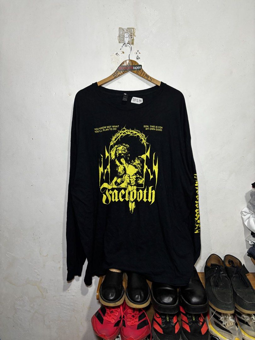 Faetooth Death Metal Band tee (Category: Coats, Jackets and Outerwear) located in Calamba. Submitted by sinauna. (Listing ID 1463357562, Image 1). Description: .