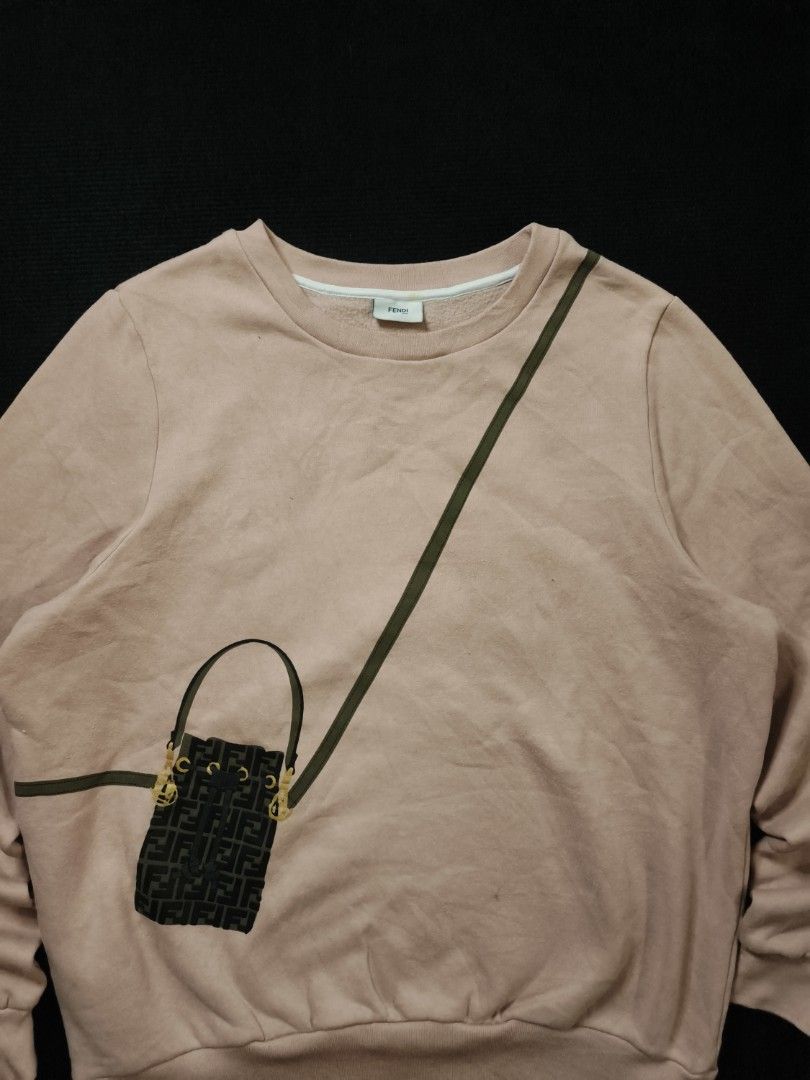 Fendi Bag Design (Category: Coats, Jackets and Outerwear) located in San Fernando. Submitted by gaboo_asncn (Listing ID 1463546769, Image 3). Description: - Fendi Bag Design - Size: Medium on tag (W24/L26) - Condition: Excellent - Color Rate: 9/10 - No issue.