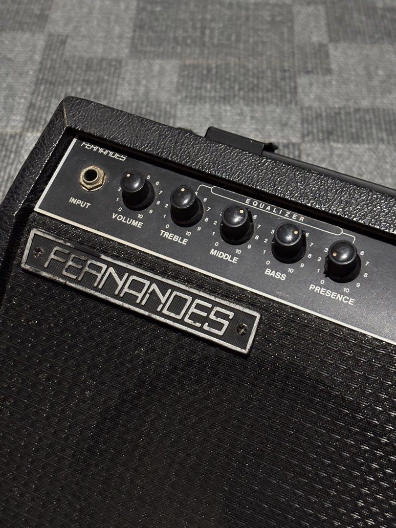 Fernandes Amplifiers FA-10B 110V (Category: Soundbars, Speakers & Amplifiers) located in Bulacan. Submitted by thriftstarph (Listing ID 1463479588, Image 3). Description: PLEASE READ THE DESCRIPTION BELOW‼️ Fernandes FA-10B Good Working No Issue 110 Volts From: Japan.