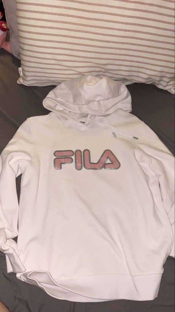 FILA Hoodie - XS (Category: Coats, Jackets and Outerwear) located in Manila. Submitted by szamns (Listing ID 1463373319, Image 1). Description: Issue: Tag removed Item still in very good condition.