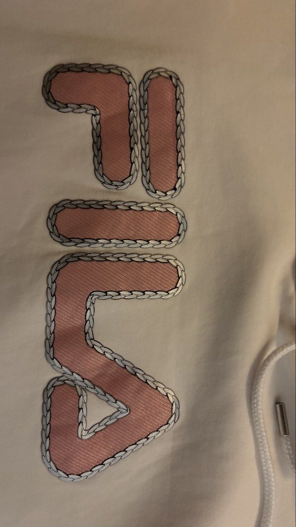 FILA Hoodie - XS (Category: Coats, Jackets and Outerwear) located in Manila. Submitted by szamns (Listing ID 1463373319, Image 2). Description: Issue: Tag removed Item still in very good condition.