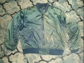 (Category: ) located in . Submitted by baamm3077165 (Listing ID 1463552988, Image 1). Description: .