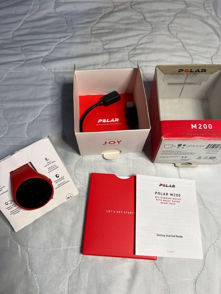 Flow Polar M200 sport watch (Category: Men's Watches) located in Cavite. Submitted by noli_ra (Listing ID 1463434563, Image 2). Description: Key Features Integrated GPS: Tracks your speed, distance, pace, and altitude. Wrist-Based Heart Rate: Measures pulse directly from your wrist without needing a chest strap. 24/7 Activity Tracking: Monitors daily steps, calories, activity levels, and sleep quality. Smart Notifications: Displays alerts for inc