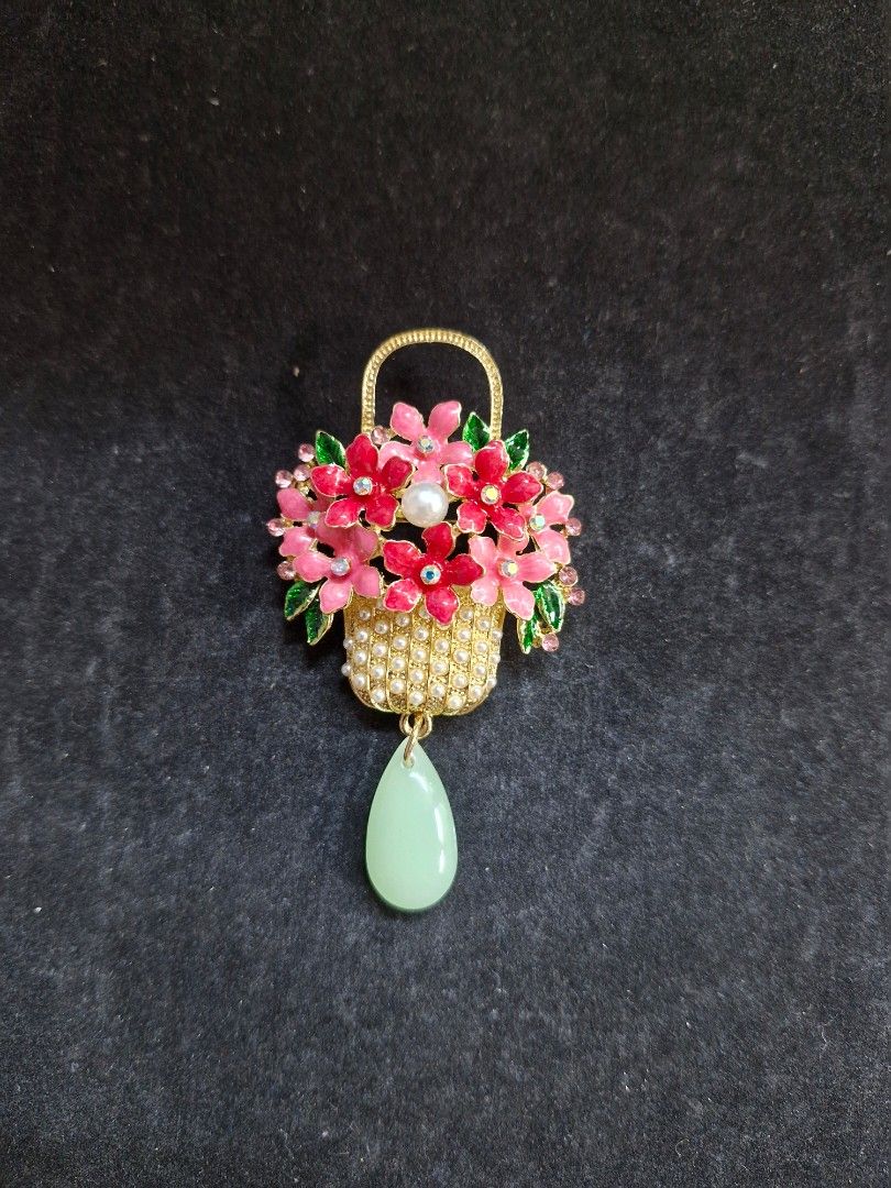Flower Basket Brooch (Category: Brooches) located in Taguig. Submitted by mommaschoice (Listing ID 1463338962, Image 1). Description: Brand new Lightweight won't damage the fabric Adorned w/ rhinestones Ships nationwide.