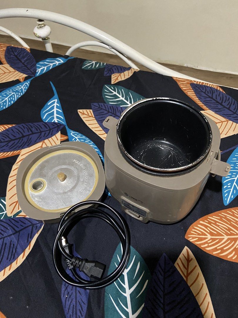 For DORM/CONDO USE Imarflex Portable Rice Cooker 3 CUPS‼️ (Category: Cookers) located in Imus. Submitted by lalavee._ (Listing ID 1463339251, Image 3). Description: - Portable rice cooker and warmer - Works well, tested and functional - Minor cosmetic scratches inside the pot from normal use - Includes power cord and detachable lid - Ideal for cooking small portions of rice - Also great for keeping food warm.